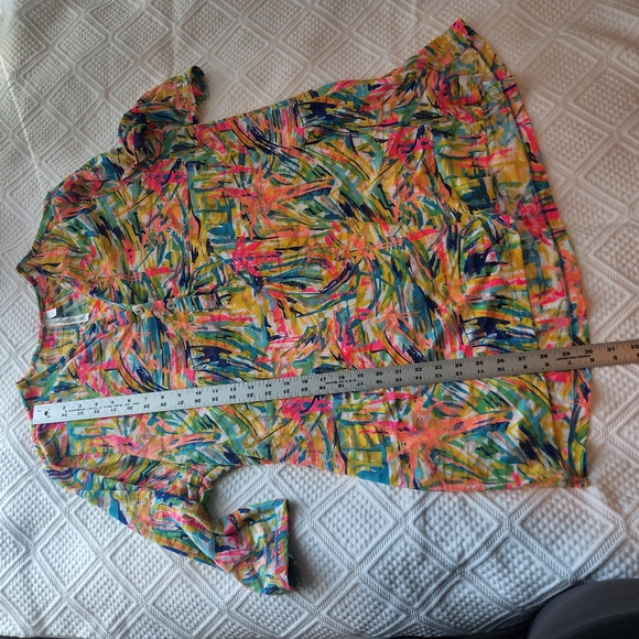 Colorful Button-Up Tunic - Picture 6 of 12